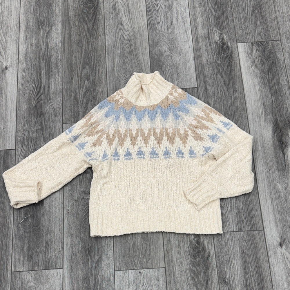 American Eagle Outfitters Cream Textured Sweater